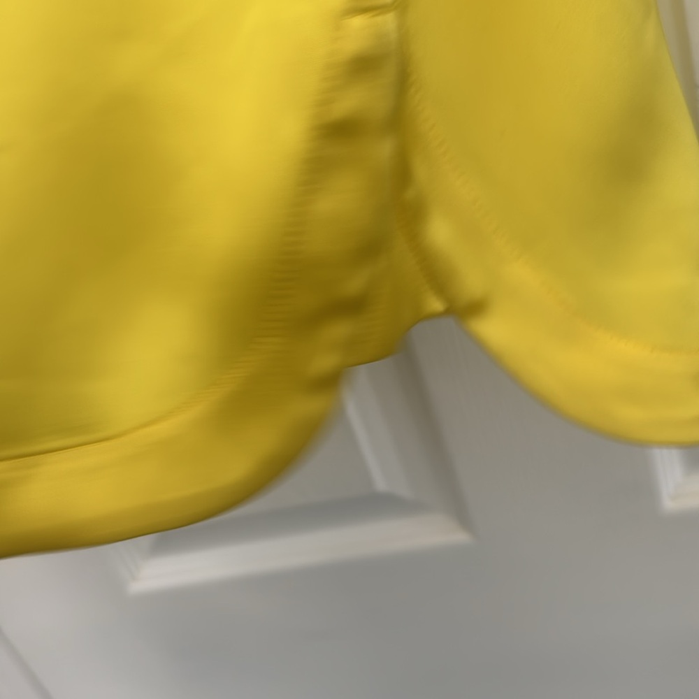 NWT loft yellow scoop tank - large - Picture 5 of 5